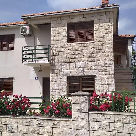 Anto Apartment